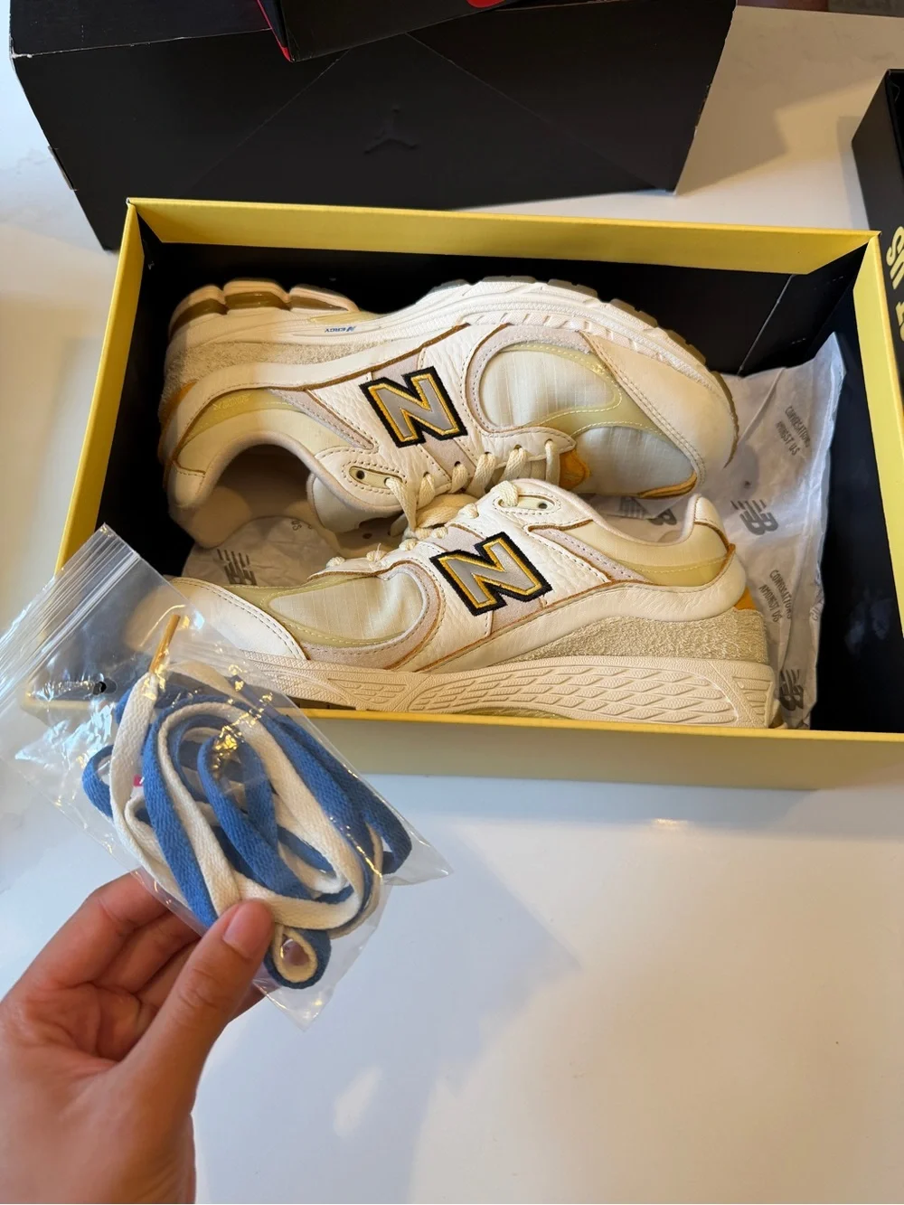 (8.5) New Balance 2002R Joe Fresh